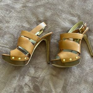 Micheal Kors platform heels